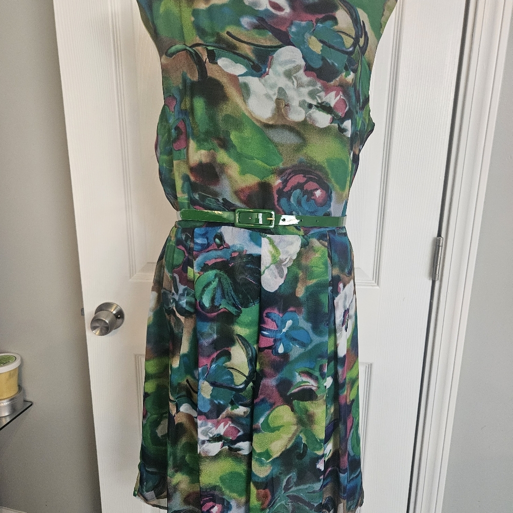 Danny & Nicole Vibrant Floral Mini Dress With Green Patten Belt